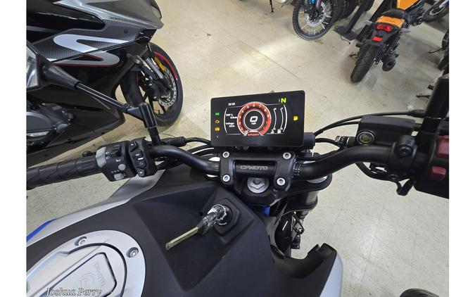2023 CFMOTO 300NK