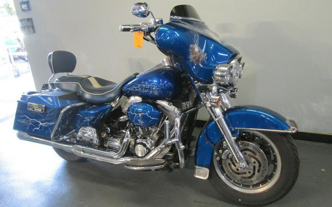 2006 Harley-Davidson® FLHT - Electra Glide® Standard