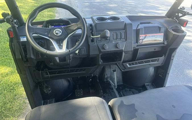 2025 CFMOTO UFORCE 800 XL