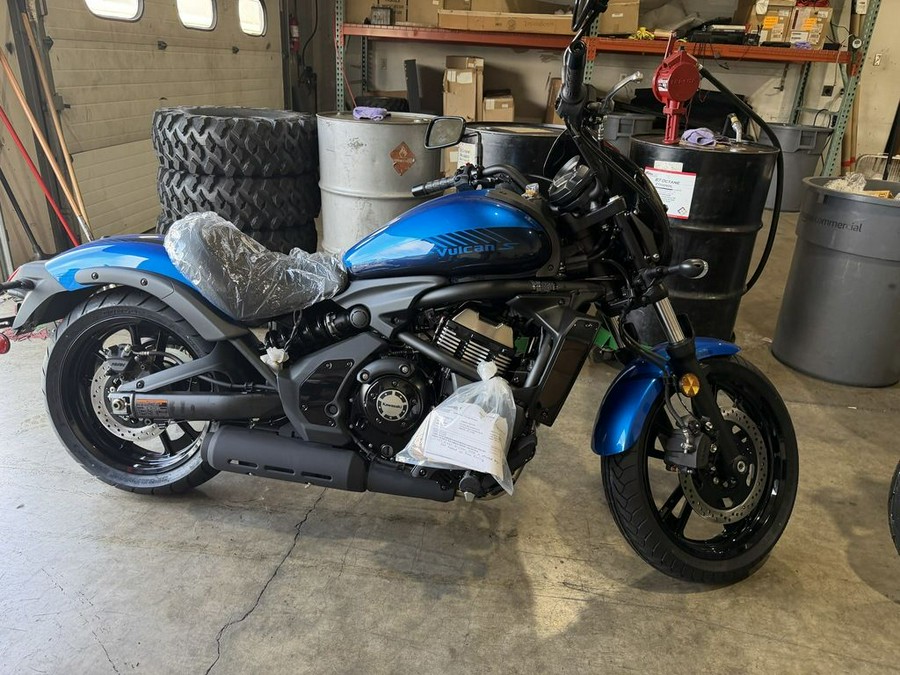 2026 Kawasaki Vulcan® S Cafe ABS