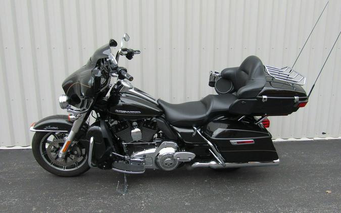 2016 Harley-Davidson® FLHTKL - Ultra Limited Low