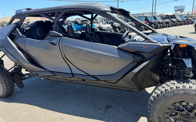 2026 MAVERICK R MAX XRS - Can-Am