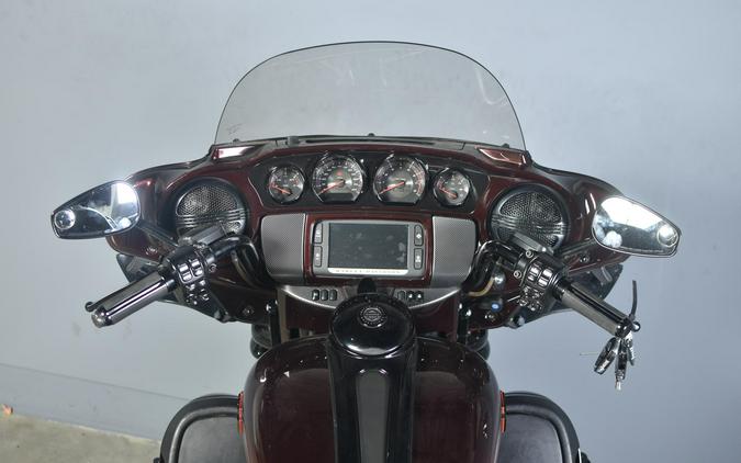 2018 Harley-Davidson CVO Limited Burgundy Cherry Sunglo Fade