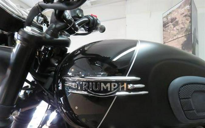 2023 Triumph Bonneville T120 Black