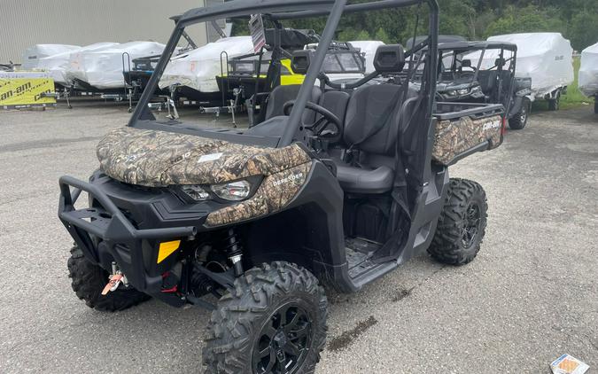 2022 Can-Am Defender XT HD10