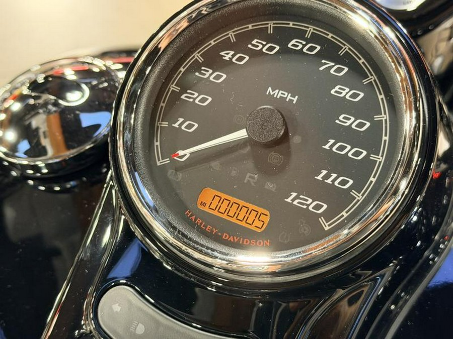 2024 Harley-Davidson® FLRT - Freewheeler®