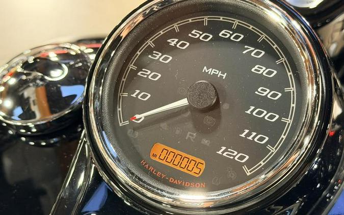 2024 Harley-Davidson® FLRT - Freewheeler®