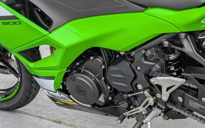 2025 Kawasaki Ninja® 500 KRT Edition