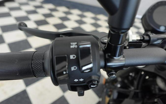 2025 Yamaha XSR700