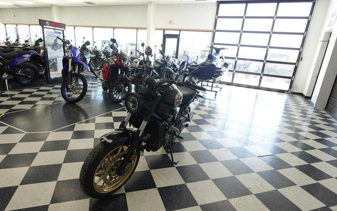 2025 Yamaha XSR700