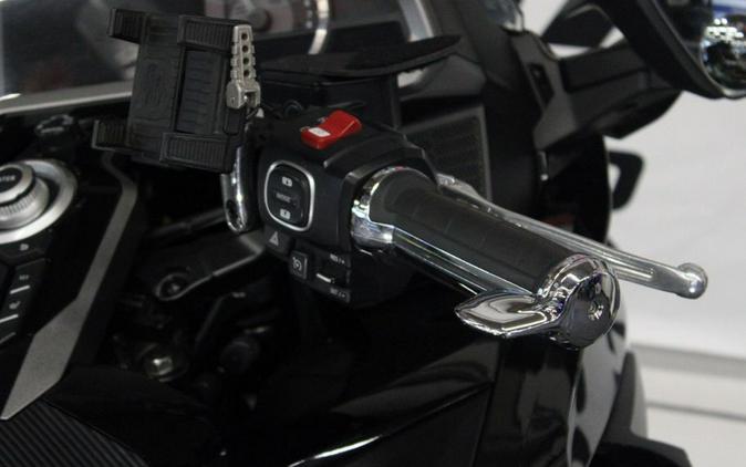 2019 Honda® Gold Wing Tour Darkness Black Metallic