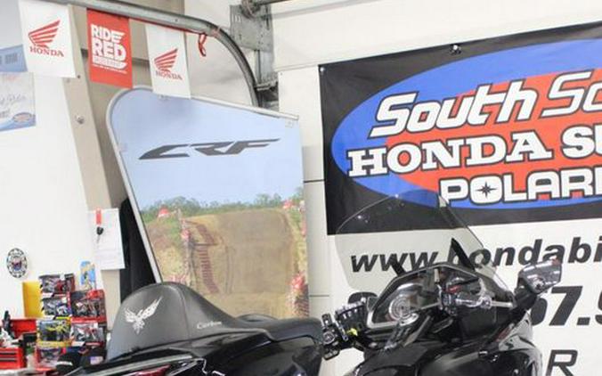 2019 Honda® Gold Wing Tour Darkness Black Metallic