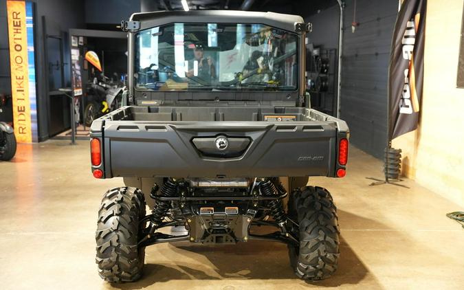 2026 Can-Am® Defender DPS CAB HD10