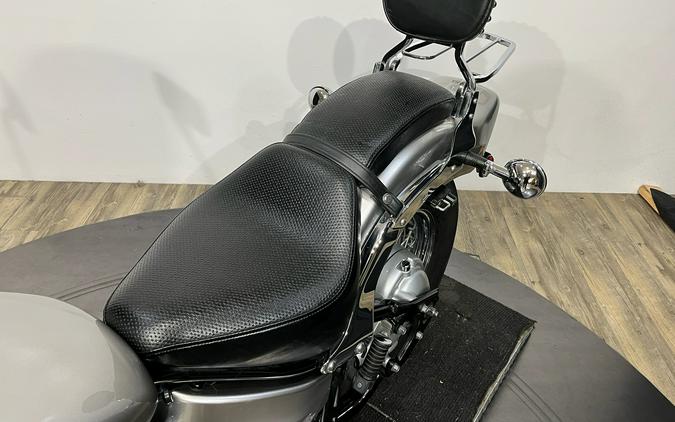 2014 Yamaha Motor Corp., USA V Star 650 Custom