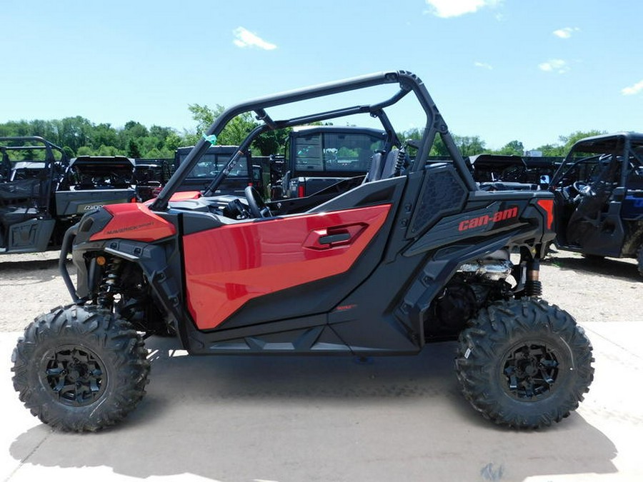 2024 Can-Am® Maverick Sport DPS 1000R