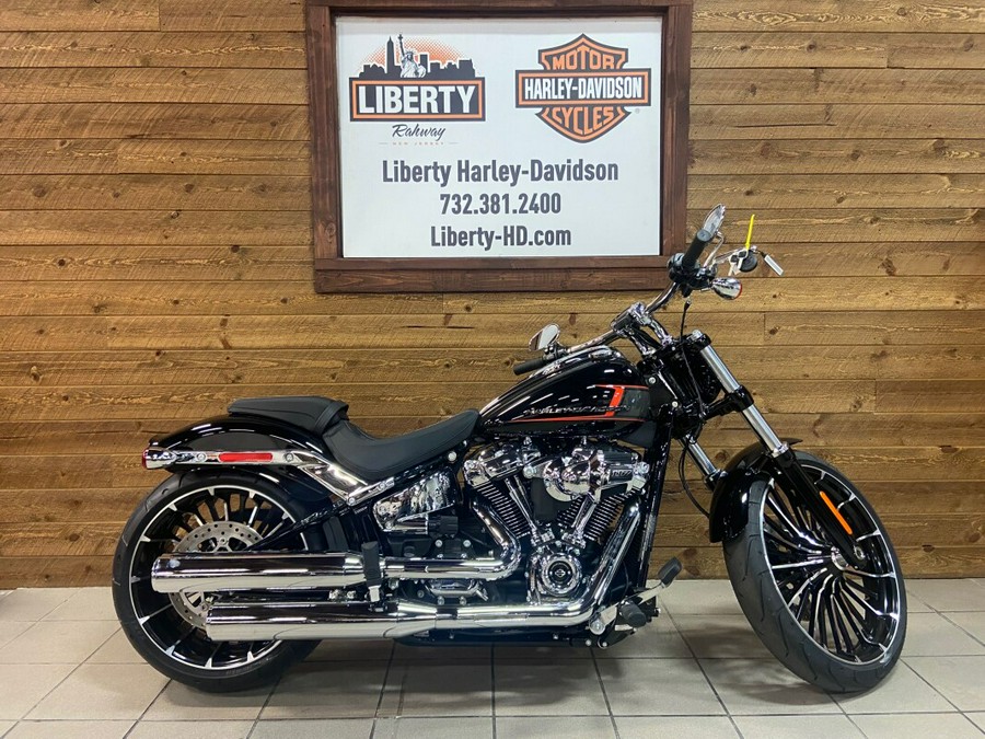 2024 Harley-Davidson Breakout 117 Vivid Black FXBR