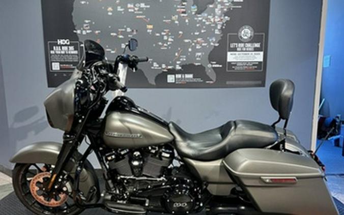 2019 Harley-Davidson FLHXS - Street Glide Special
