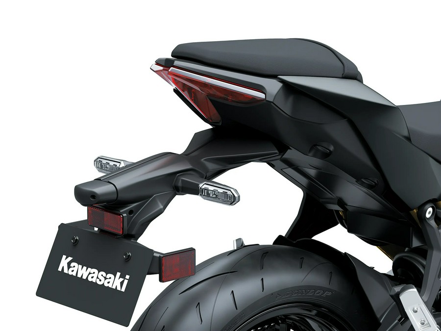 2026 Kawasaki Z650 S ABS Metallic Matte Graphenesteel Gray/Metallic Flat Spark Black - 110604