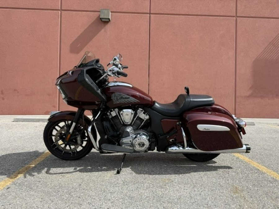 2023 Indian Motorcycle® Challenger® Limited Maroon Metallic