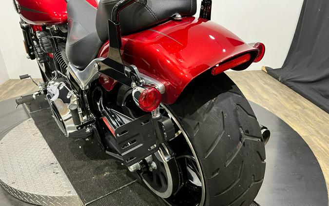 2013 Harley-Davidson Softail® Breakout®