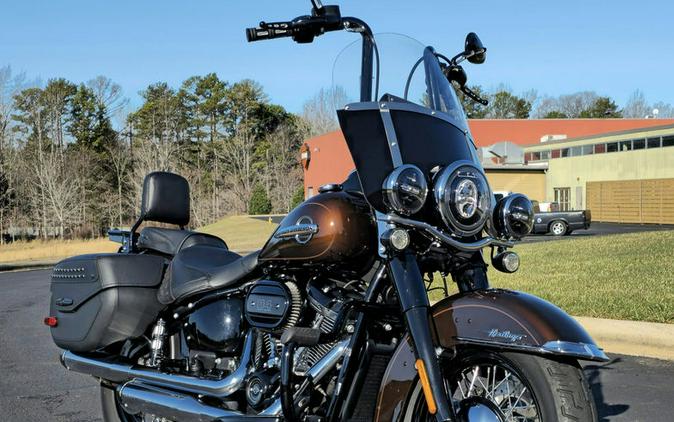 2018 Harley-Davidson Softail Heritage Classic 114 Review — From...