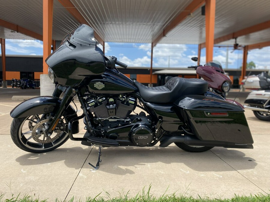 FLHXS 2022 Street Glide Special