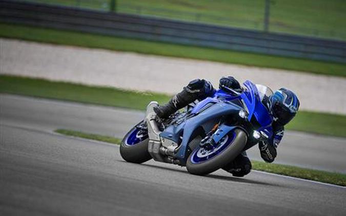 2023 Yamaha YZF-R1