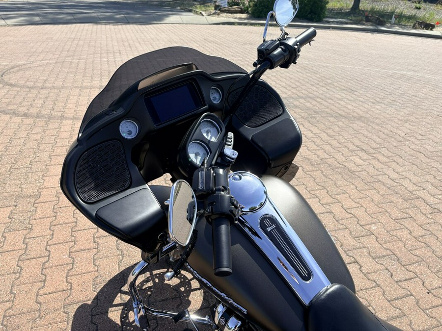 FLTRX 2020 Road Glide®
