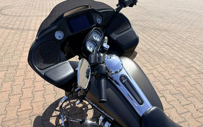 FLTRX 2020 Road Glide®
