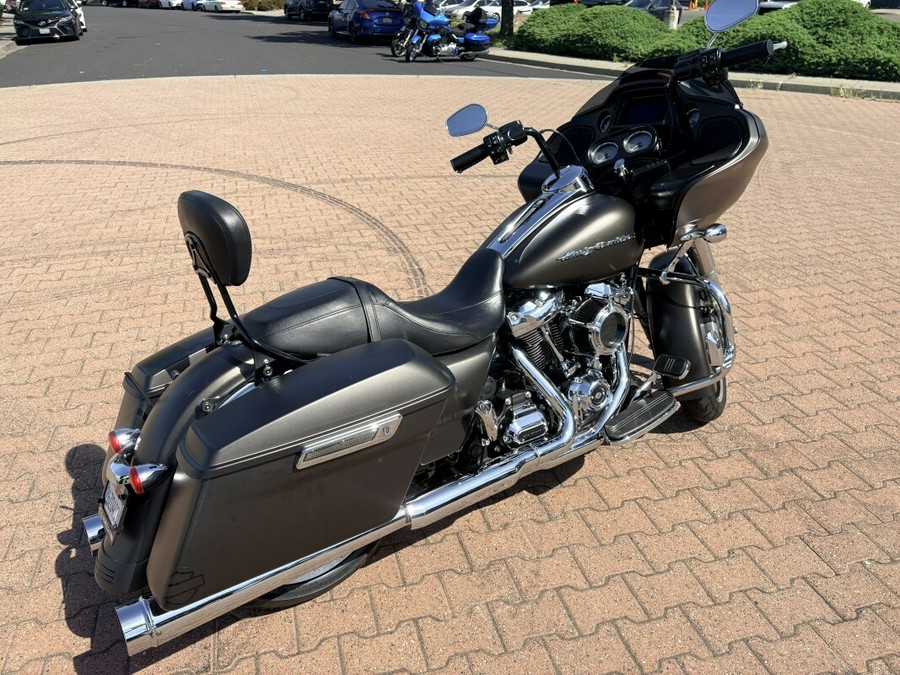 FLTRX 2020 Road Glide®