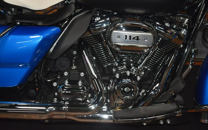 FLH 2021 Electra Glide® Revival™