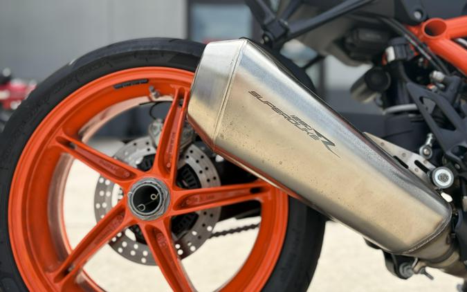 2023 KTM 1290 SUPER DUKE R