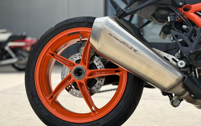 2023 KTM 1290 SUPER DUKE R