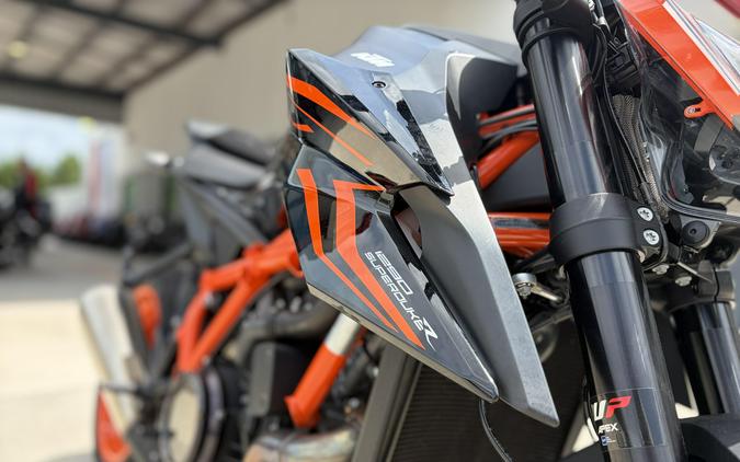 2023 KTM 1290 SUPER DUKE R