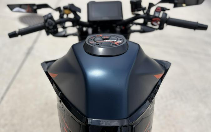 2023 KTM 1290 SUPER DUKE R