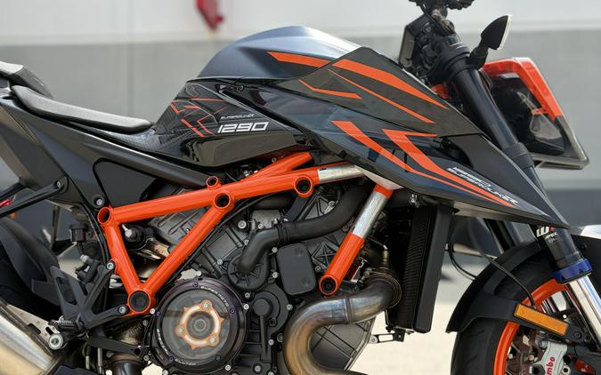 2023 KTM 1290 SUPER DUKE R