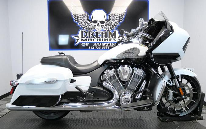 2025 Indian Motorcycle® Challenger® Limited 112 w/PowerBand Audio Ghost White Metallic with Black M