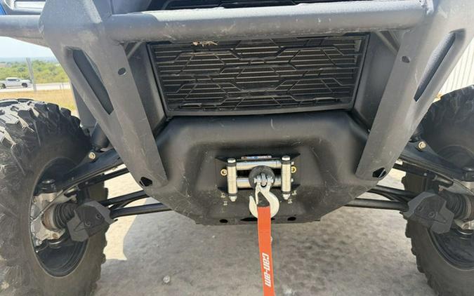 2023 Can-Am Defender 6X6 Limited HD10