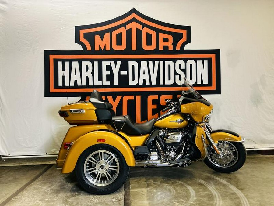 2023 Harley-Davidson® FLHTCUTG - Tri Glide® Ultra