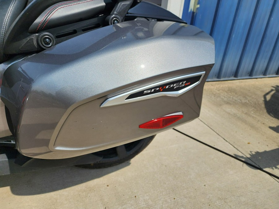 2016 Can-Am SPYDER F3