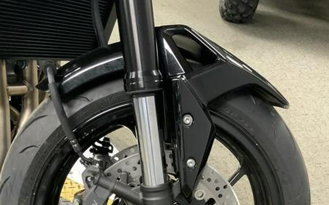 2025 Kawasaki Z900 ABS Metallic Spark Black/Metallic Carbon Gray