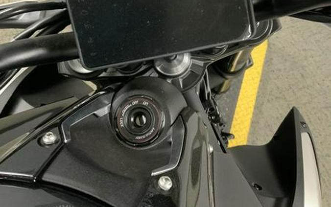 2025 Kawasaki Z900 ABS Metallic Spark Black/Metallic Carbon Gray