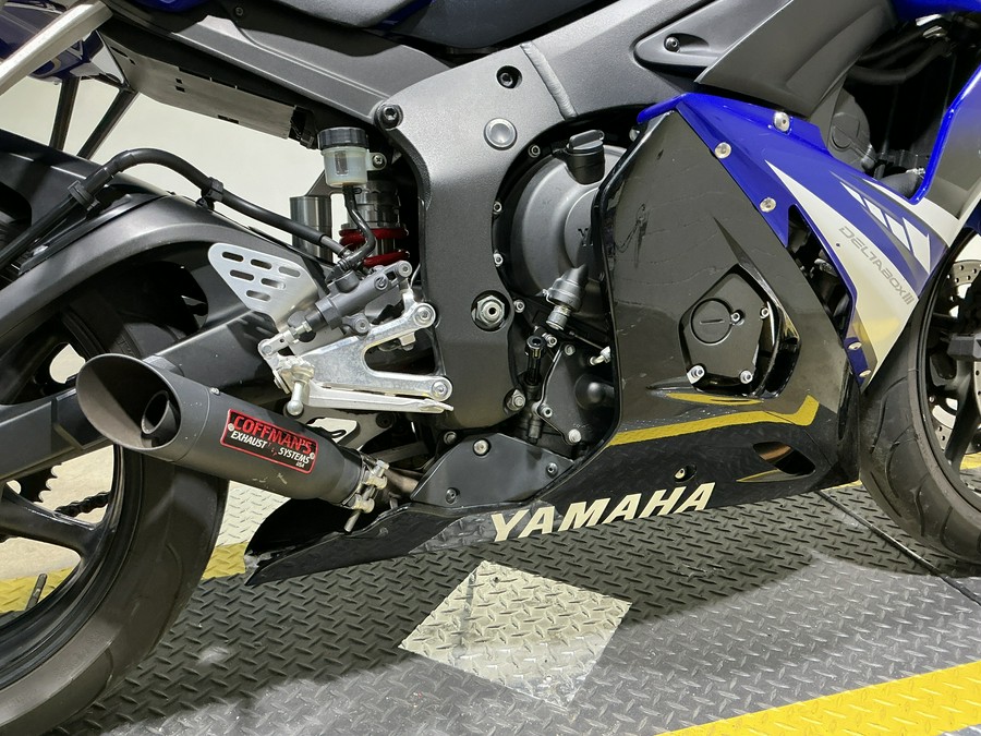 2008 Yamaha R6S