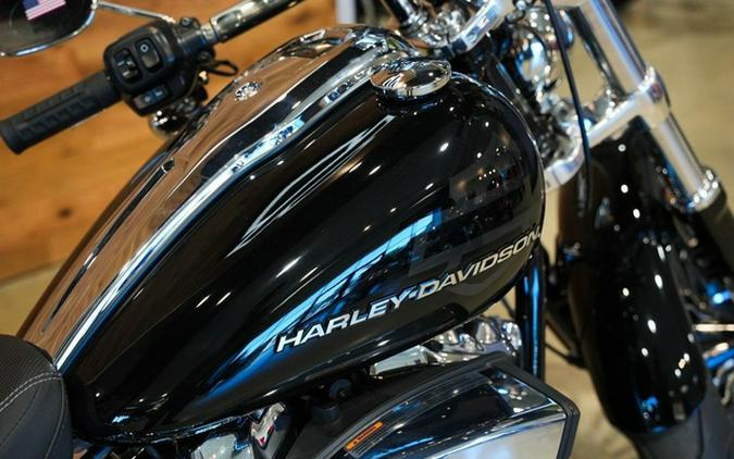 2026 Harley-Davidson Softail Breakout