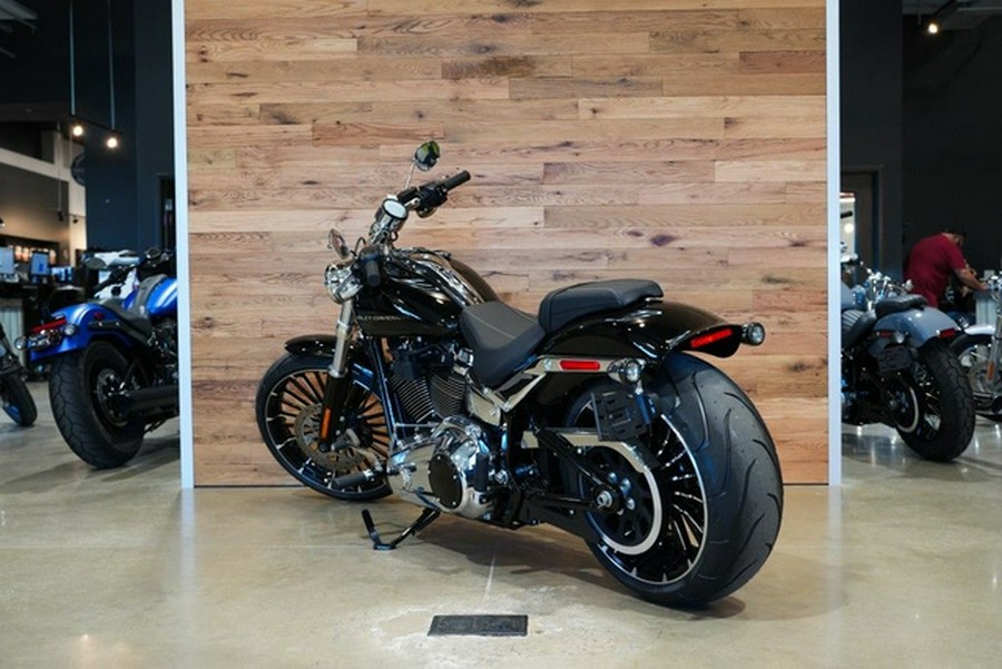2026 Harley-Davidson Softail Breakout