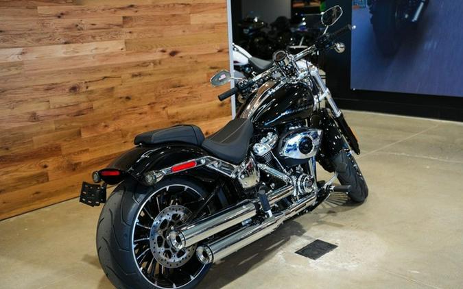 2026 Harley-Davidson Softail Breakout