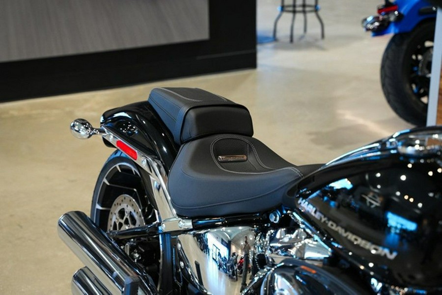 2026 Harley-Davidson Softail Breakout