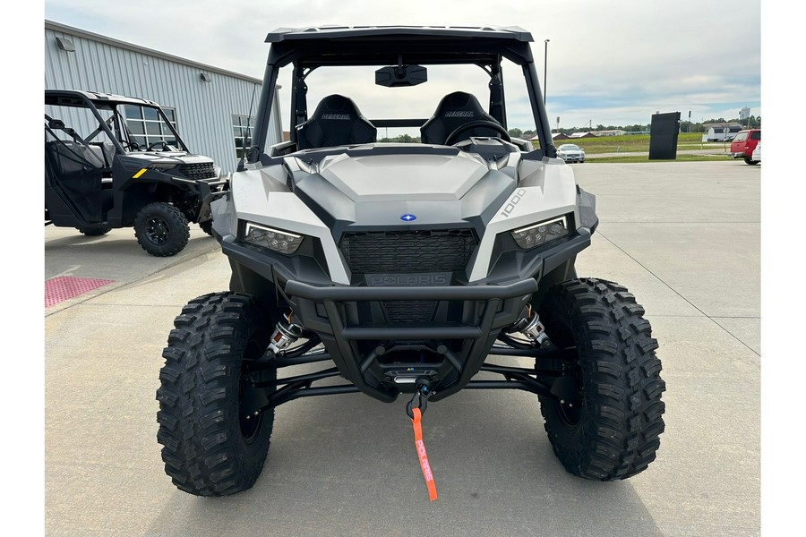 2024 Polaris Industries GENERAL® XP 1000 Premium