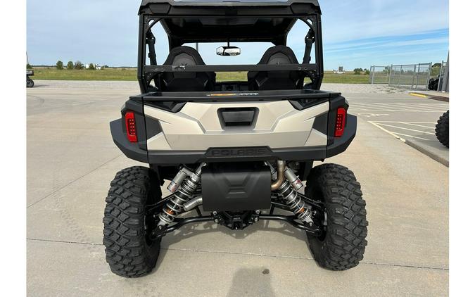 2024 Polaris Industries GENERAL® XP 1000 Premium