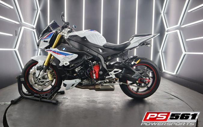 2017 BMW S 1000 R